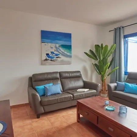 Maria Del Mar 2 Minutes To Supermarkets, 10 Minutes To Marina Rubicon, Pool, High Speed Wifi Hébergement de vacances Playa Blanca (Lanzarote)