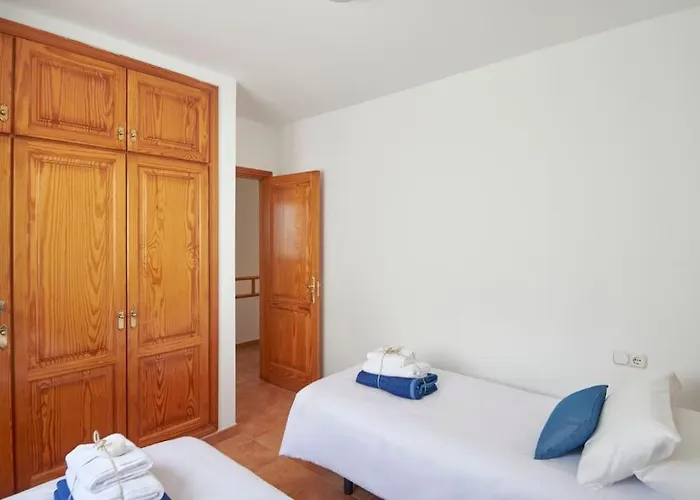 Maria Del Mar 2 Minutes To Supermarkets, 10 Minutes To Marina Rubicon, Pool, High Speed Wifi Hébergement de vacances Playa Blanca (Lanzarote)