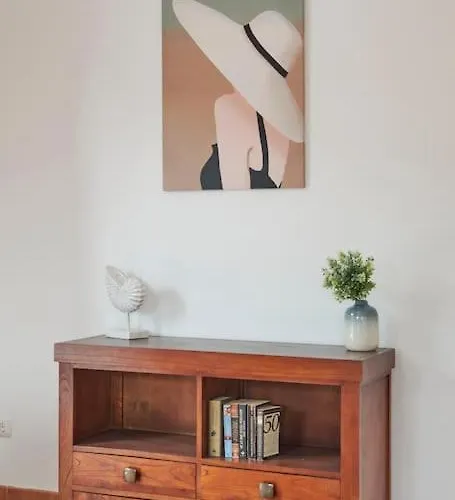 Maria Del Mar 2 Minutes To Supermarkets, 10 Minutes To Marina Rubicon, Pool, High Speed Wifi