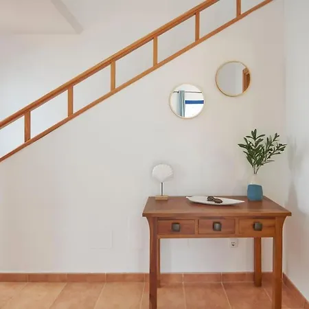 Maria Del Mar 2 Minutes To Supermarkets, 10 Minutes To Marina Rubicon, Pool, High Speed Wifi 펜션 *