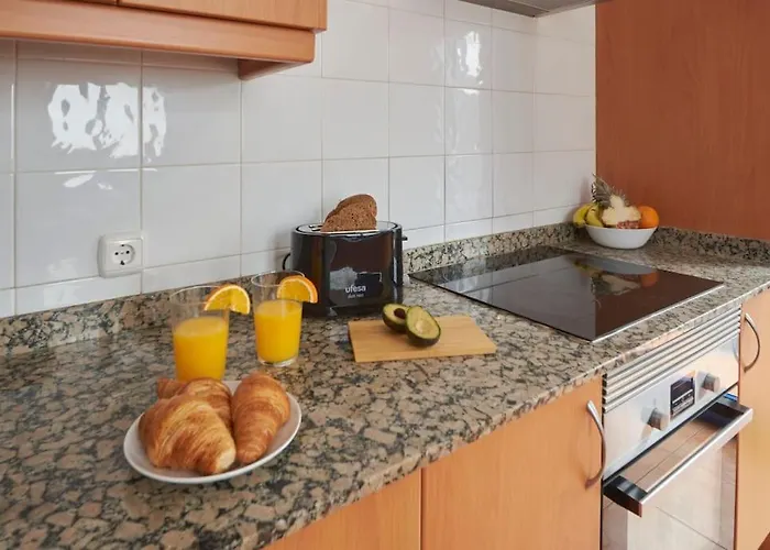 Nyaraló Maria Del Mar 2 Minutes To Supermarkets, 10 Minutes To Marina Rubicon, Pool, High Speed Wifi Playa Blanca