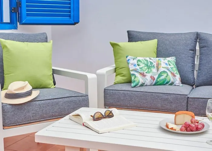 Maria Del Mar 2 Minutes To Supermarkets, 10 Minutes To Marina Rubicon, Pool, High Speed Wifi *