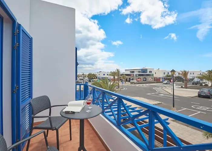 Maria Del Mar 2 Minutes To Supermarkets, 10 Minutes To Marina Rubicon, Pool, High Speed Wifi Playa Blanca