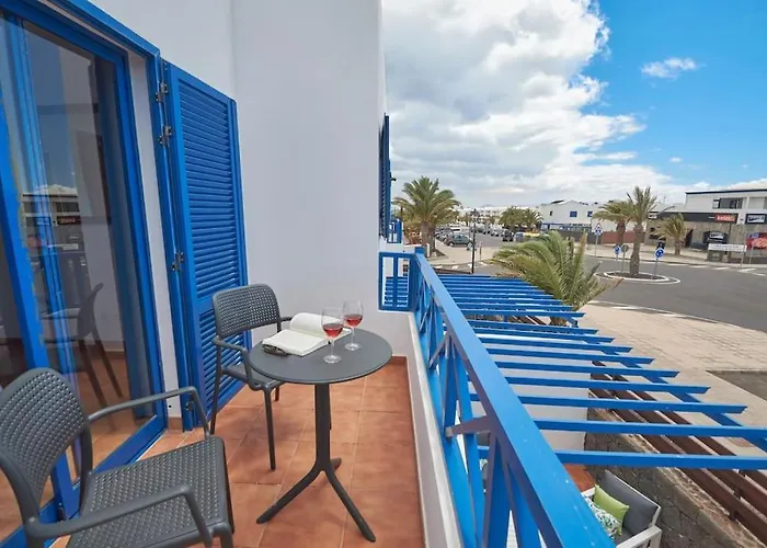 Tatil Evi Maria Del Mar 2 Minutes To Supermarkets, 10 Minutes To Marina Rubicon, Pool, High Speed Wifi *