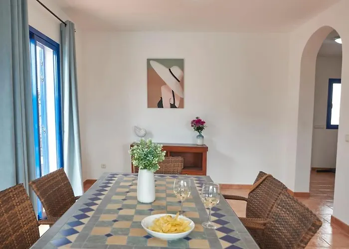 Maria Del Mar 2 Minutes To Supermarkets, 10 Minutes To Marina Rubicon, Pool, High Speed Wifi Tatil Evi