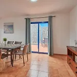Maria Del Mar 2 Minutes To Supermarkets, 10 Minutes To Marina Rubicon, Pool, High Speed Wifi Playa Blanca (Lanzarote)