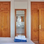 Maria Del Mar 2 Minutes To Supermarkets, 10 Minutes To Marina Rubicon, Pool, High Speed Wifi Holiday home