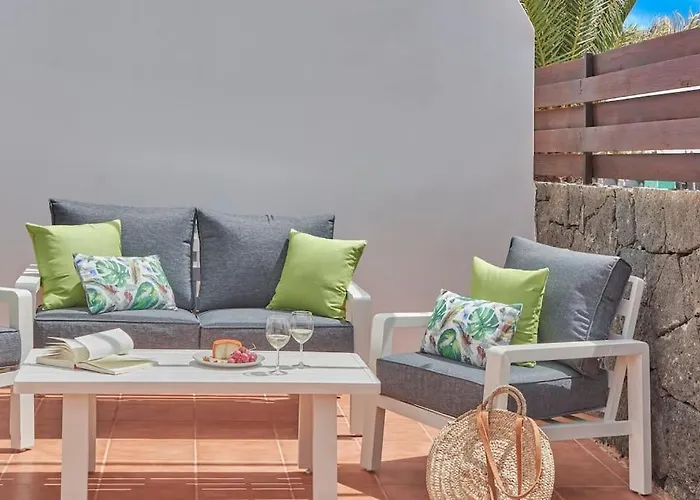 Σπίτι διακοπών Maria Del Mar 2 Minutes To Supermarkets, 10 Minutes To Marina Rubicon, Pool, High Speed Wifi *