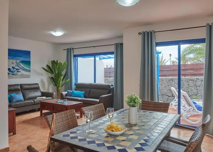 Maria Del Mar 2 Minutes To Supermarkets, 10 Minutes To Marina Rubicon, Pool, High Speed Wifi *